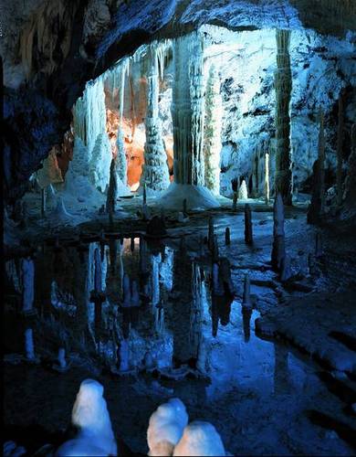 Krasový komplex Frasassi